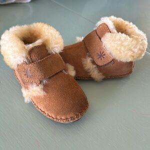 Toddler shearling moccasin slipper